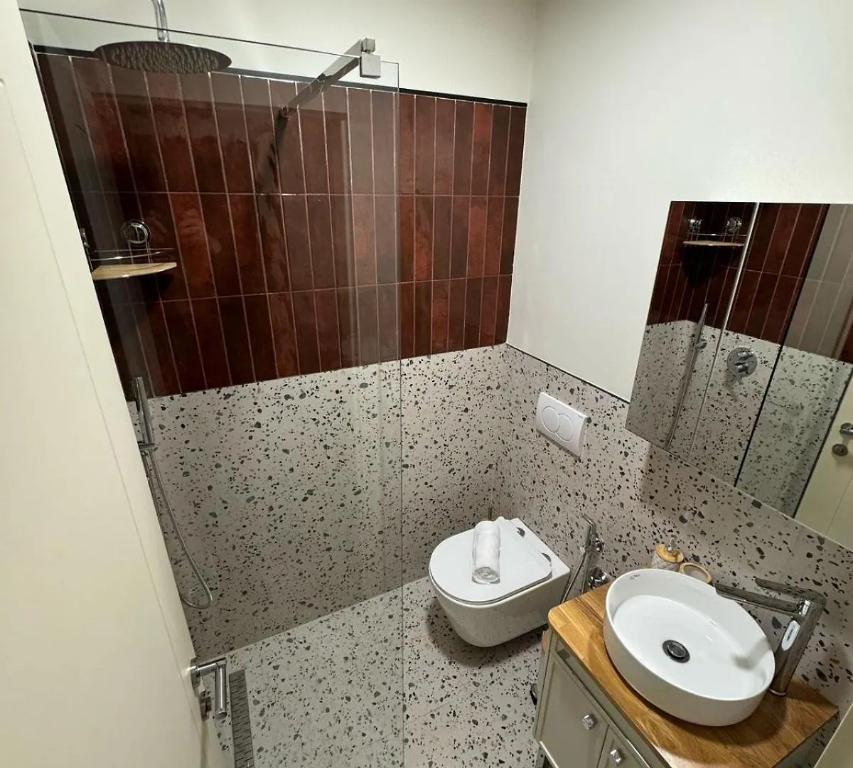 Olive Garden Apartments Tirana 0*,  Albania